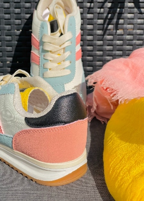 Baskets Sneakers modèle Multi
