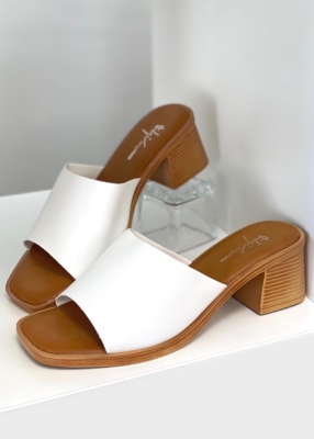 Sandale talon bas blanc defile 