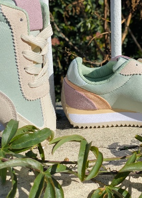 Sneakers modèle pastel