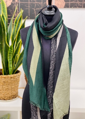 Foulard  imprimé modèle Austin 