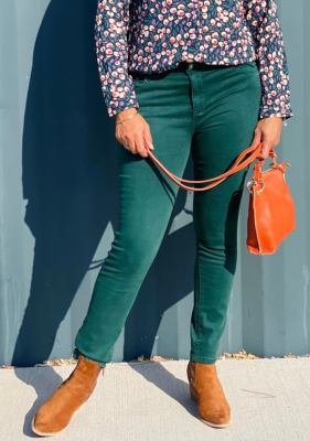 Pantalon coupe slim Lilia coloris Vert Sapin