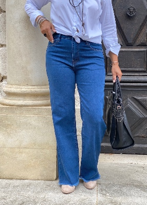 Jean Joyce, coupe wide leg 