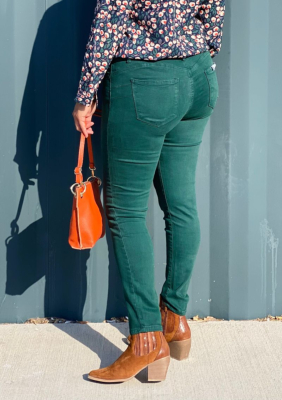 Pantalon coupe slim Lilia coloris Vert Sapin