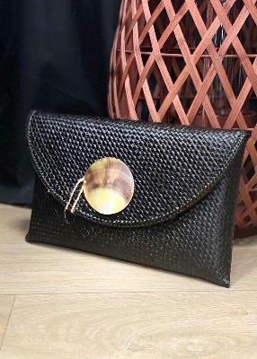 Pochette Coquillage defile