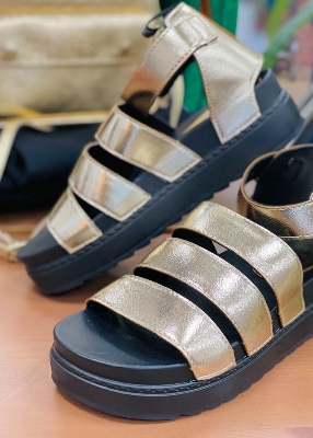 Sandales compensées Gold