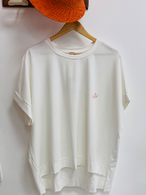 Top Loultie original defile