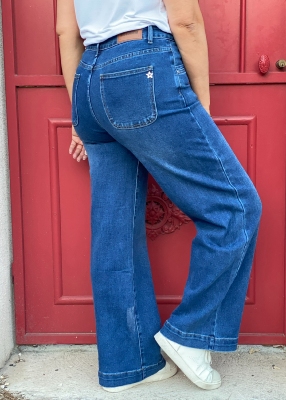 Jean Dan Karostar