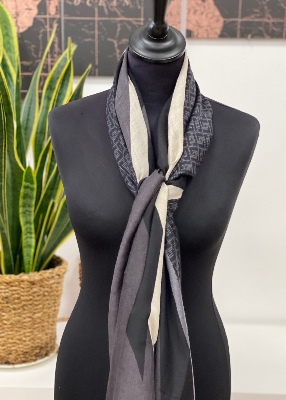 Foulard  imprimé modèle Austin 