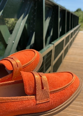 Mocassins effet daim orange