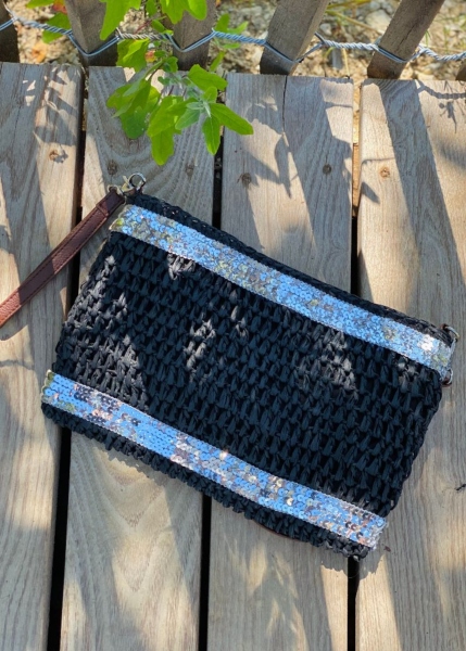 Pochette à sequins 