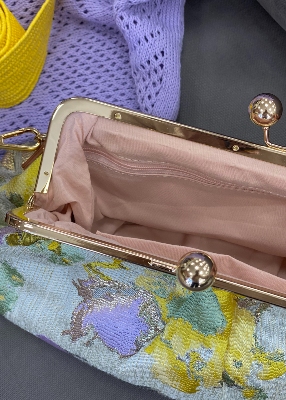 Pochette façon bourse élégante 
