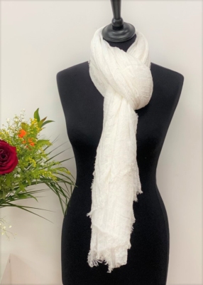 Foulard uni en viscose modle brise 