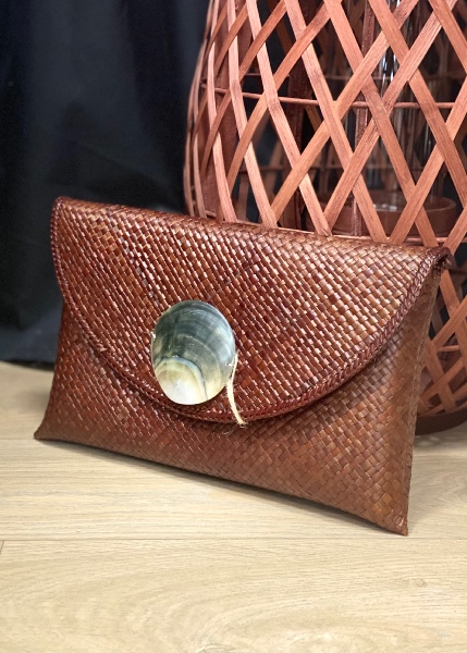 Pochette Coquillage defile