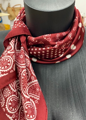 Foulard carre Soyeux Pois