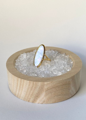Bague dore avec pierre
