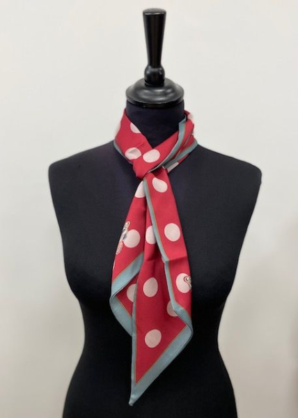 Bandeau soyeux à pois 