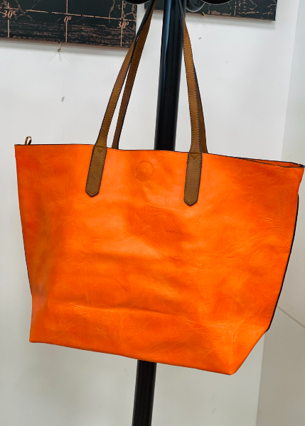 Sac cabas façon cuir defile