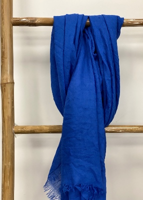 Foulard uni en viscose modle brise 