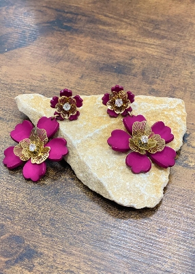 Boucles d'oreilles fleurs bordeaux
